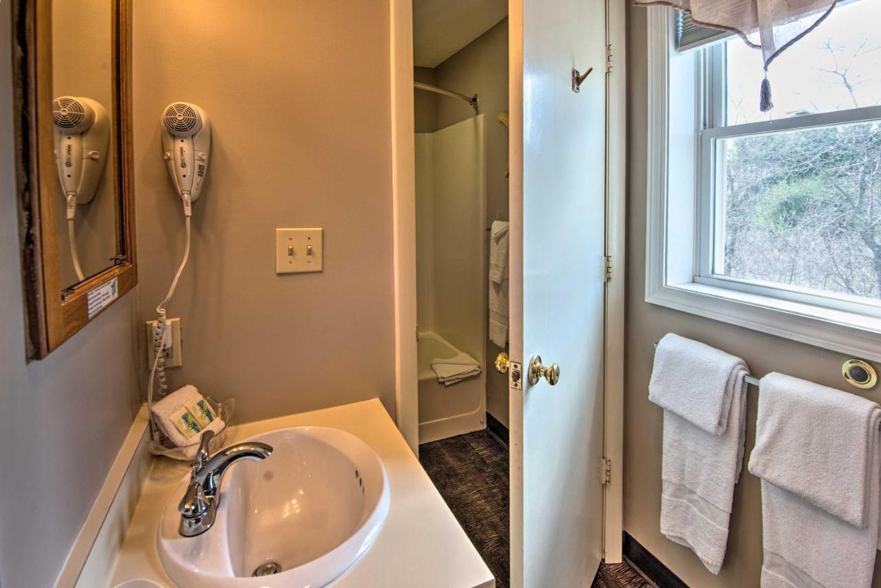 Southern Maine Retreat Less Than 2 Mi To Wells Beach! 외부 사진